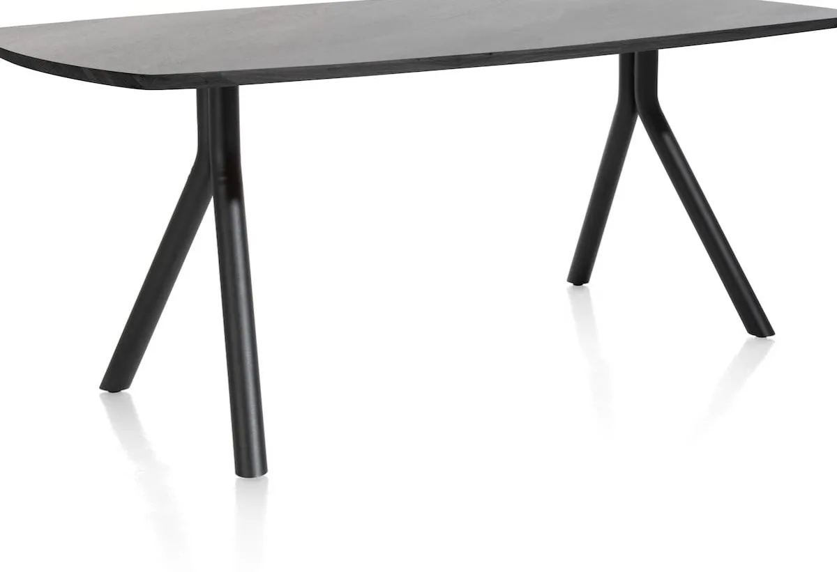 XOOON Arvada ovale eiken eettafel met zwart metalen poten 160x100cm