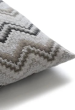 Best XOOON BeautiQ - Lush kussen 40x60cm in de kleur Antraciet