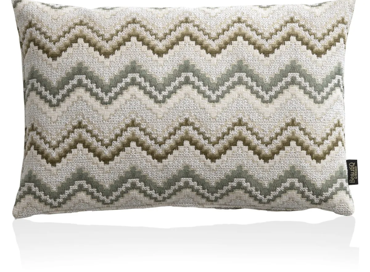 Discount XOOON BeautiQ - Lush kussen 40x60cm in de kleur Olijf - COCOmaison