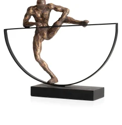 Best XOOON Climbing beeld (H33cm) in de kleur Goud - COCOmaison