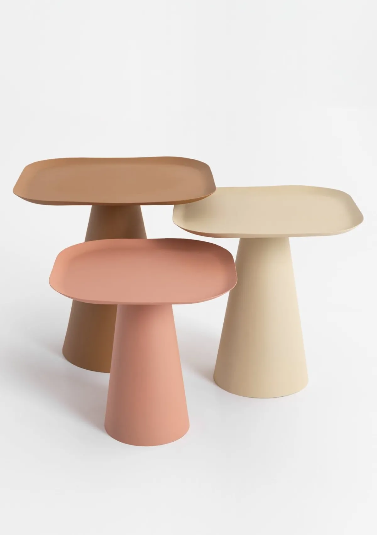 Best XOOON COCOmaison, Leah bijzettafel H50cm - Bruin