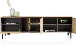 Clearance XOOON Elements, lowboard 210 cm. - hang + 2-deuren + klep + 3-niches + led incl. metalen poten - natural