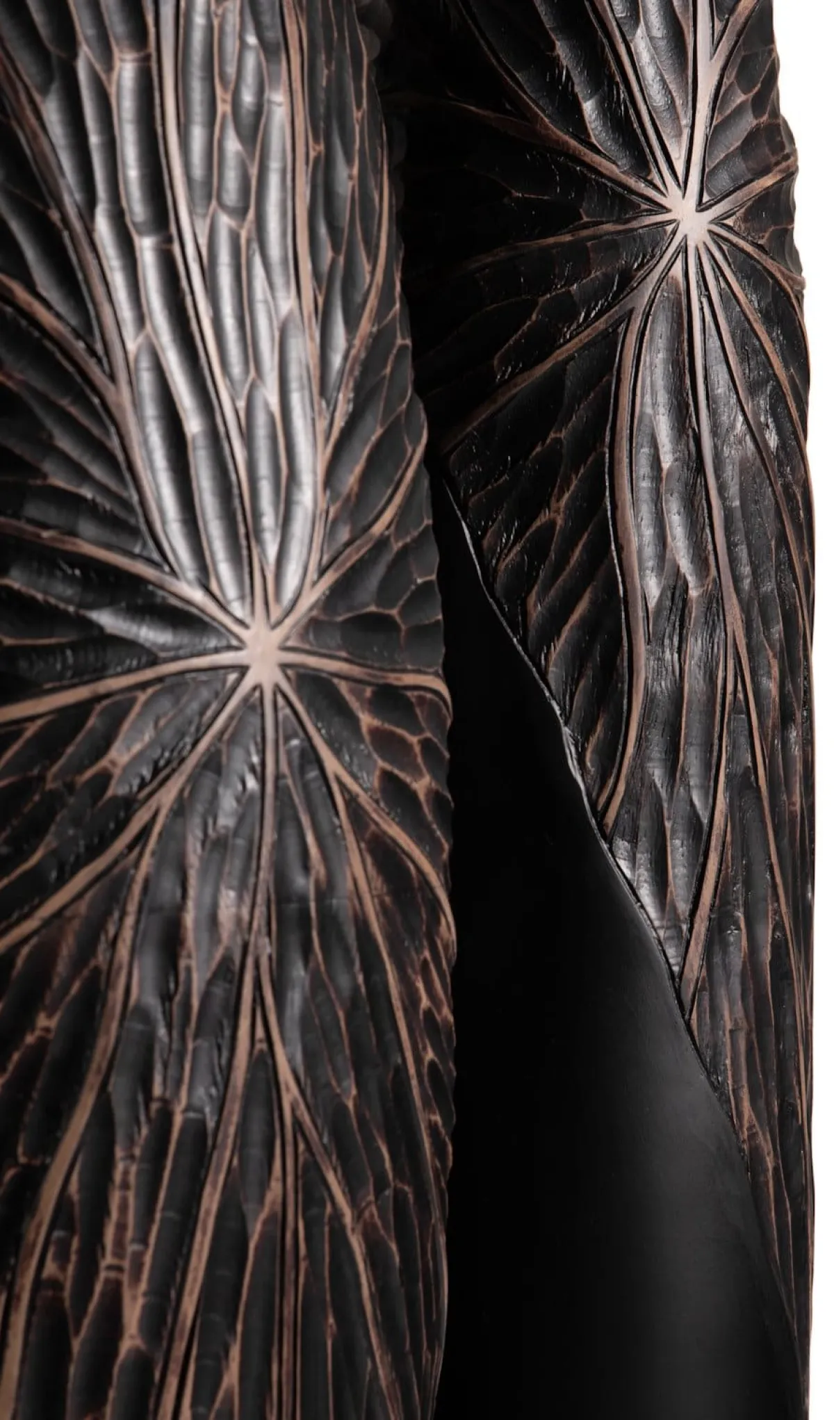 XOOON Faye vaas H75cm in de kleur Zwart - COCOmaison