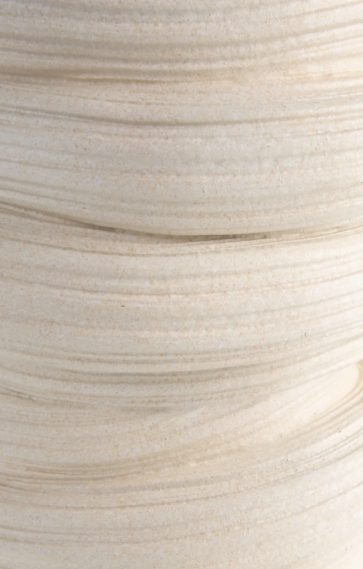 XOOON Juul vaas H32,6cm in de kleur Crème - COCOmaison