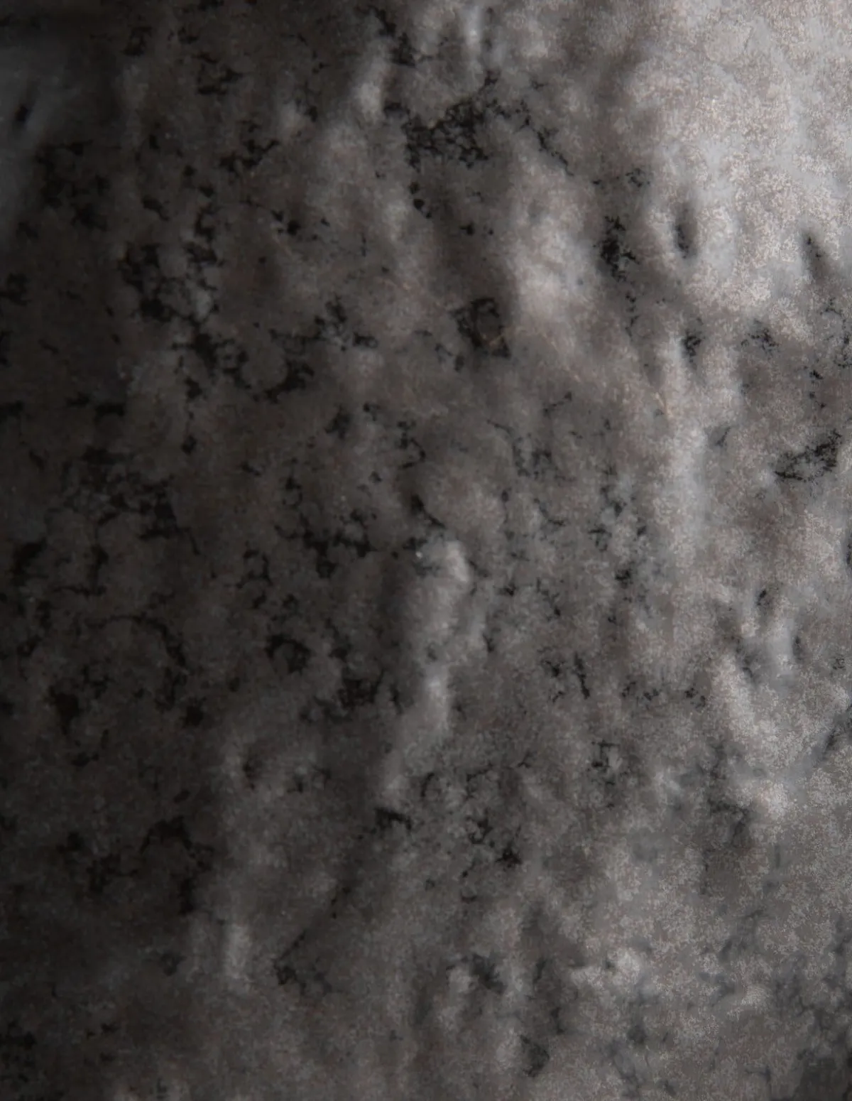 Discount XOOON Lina vaas H21cm in de kleur Zwart - COCOmaison