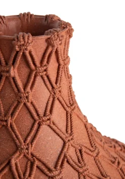 Hot XOOON Maeve vaas H33cm in de kleur Terra Cotta - COCOmaison