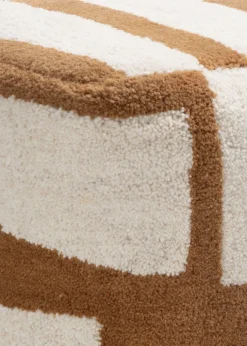 Clearance XOOON Olivia poef (H40cm) in de kleur Bruin - COCOmaison