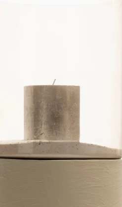 Outlet XOOON Reza windlicht (H84cm) in de kleur Taupe - COCOmaison