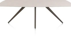 Hot XOOON Saluti, EETKAMERTAFEL OVAAL 240 X 110 CM. - 4-POOTJES - STEELBROWN - Light sand