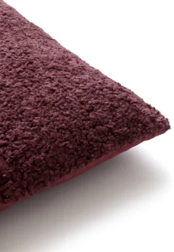 Discount XOOON Teddy kussen 30x50cm in de kleur Rood - COCOmaison