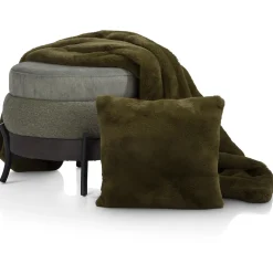 Clearance XOOON Timeless Evie kussen 45x45cm in de kleur Olijf - COCOmaison