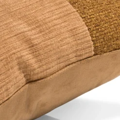 Online XOOON Timeless Scarlett kussen in de kleur Geel - COCOmaison